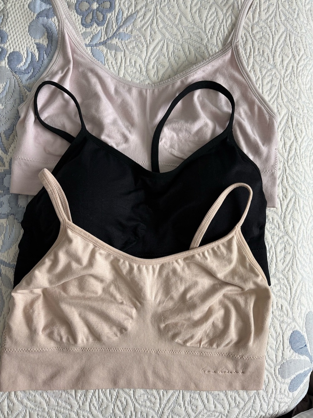 Plus Size Gloria Vanderbilt 3pk. Bralette Bras 3PKBRA666 - Black-Beige-Pink.